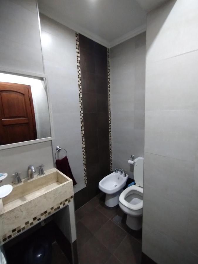 Hostel Terminal Мендоса Екстериор снимка