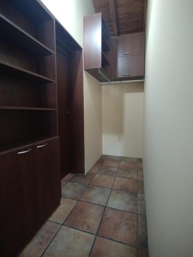 Hostel Terminal Мендоса Екстериор снимка