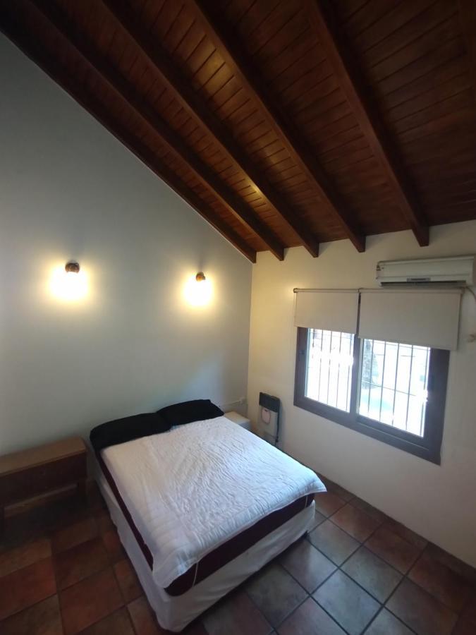 Hostel Terminal Мендоса Екстериор снимка